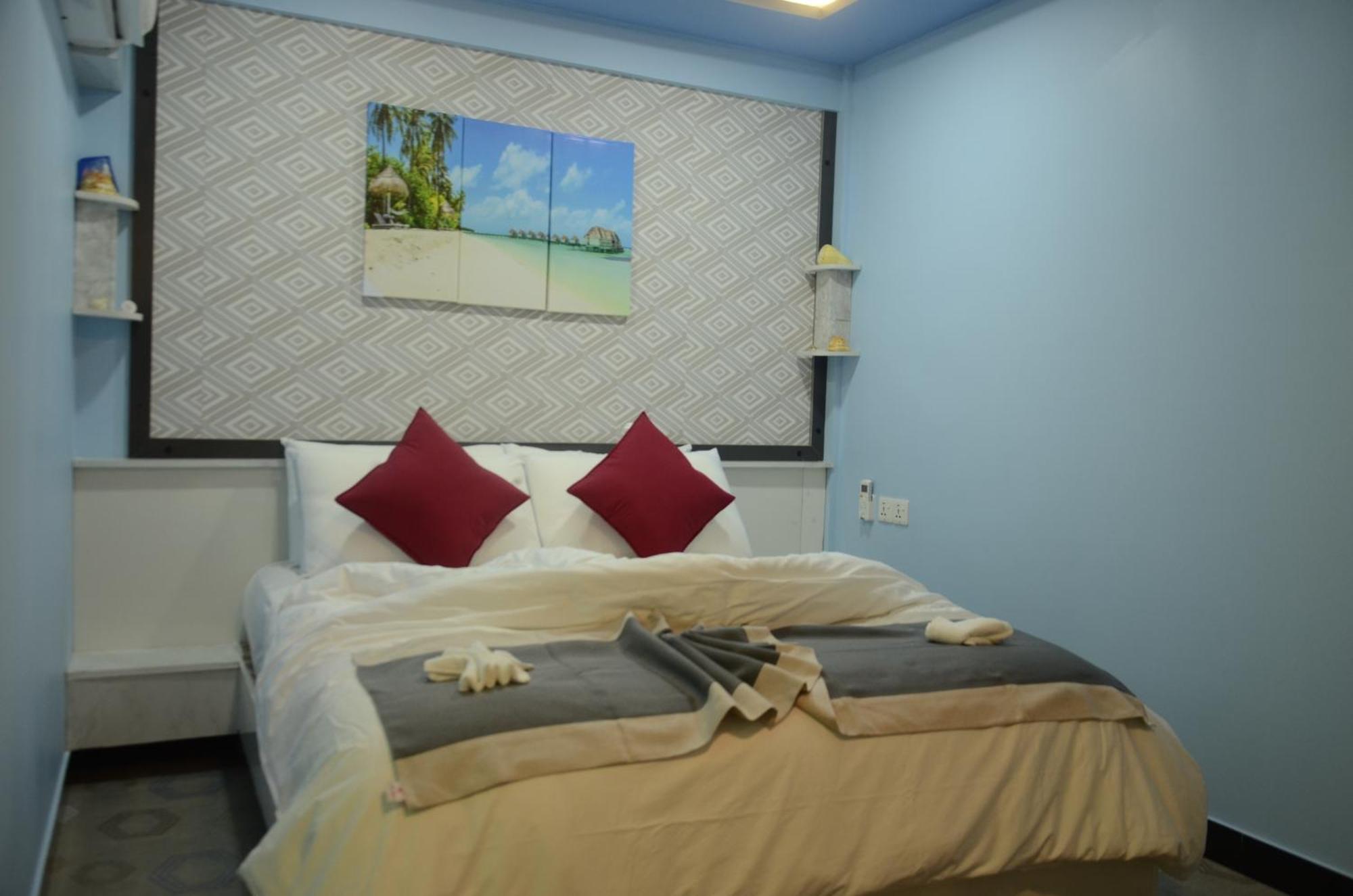 Isle Inn {Fuvahmulah) Room photo